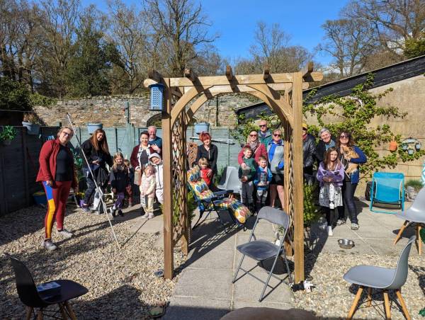 UHub Therapy Centre Welcome Pets and Parrots To Prioritise Staff Health
